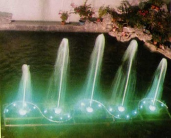 Fontän musikaliska fontän HQMF05 vatten höjd 3,5-1,5m, 10000x1600x380mm
