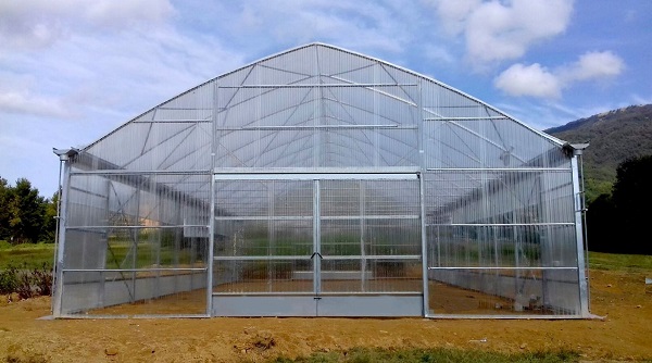 V&auml;xthus SCANDI&reg;Tunnelart PV, bredd 6,4m och l&auml;ngd 40m taknock h&ouml;jd 4,1m 256m&sup2;