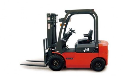 Gaffeltruck T-serien Yanmar motor 1,8T 2stegs mast